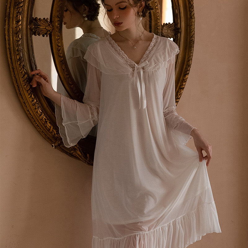 Royal Style Lace Long Dress