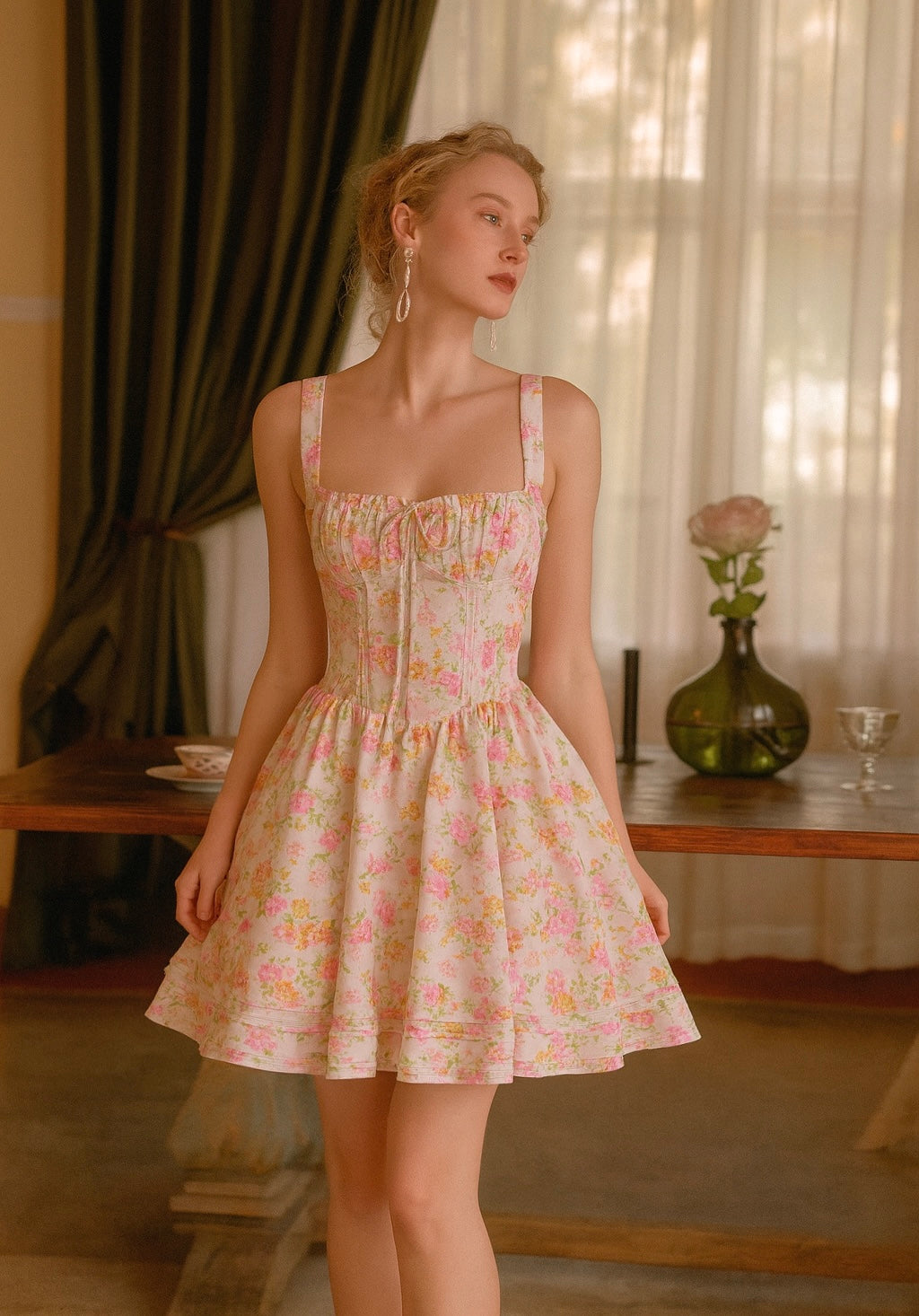 Flowered dress with fishbone corset