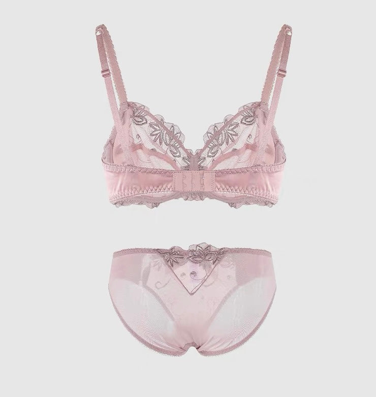 Ultra-thin sexy lace women's underwear bra set with underwire, breathable and transparent